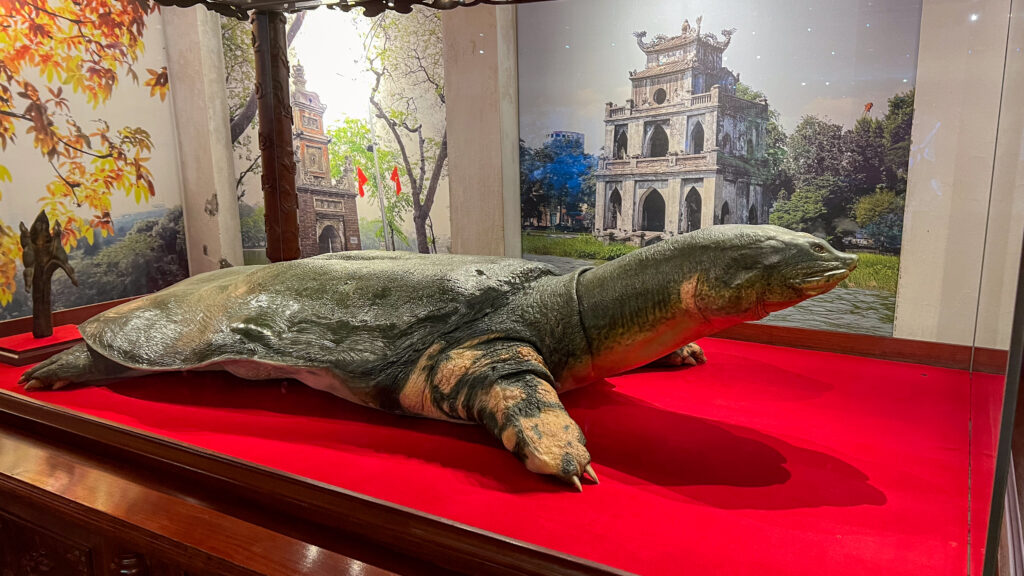 Ngoc Son Temple