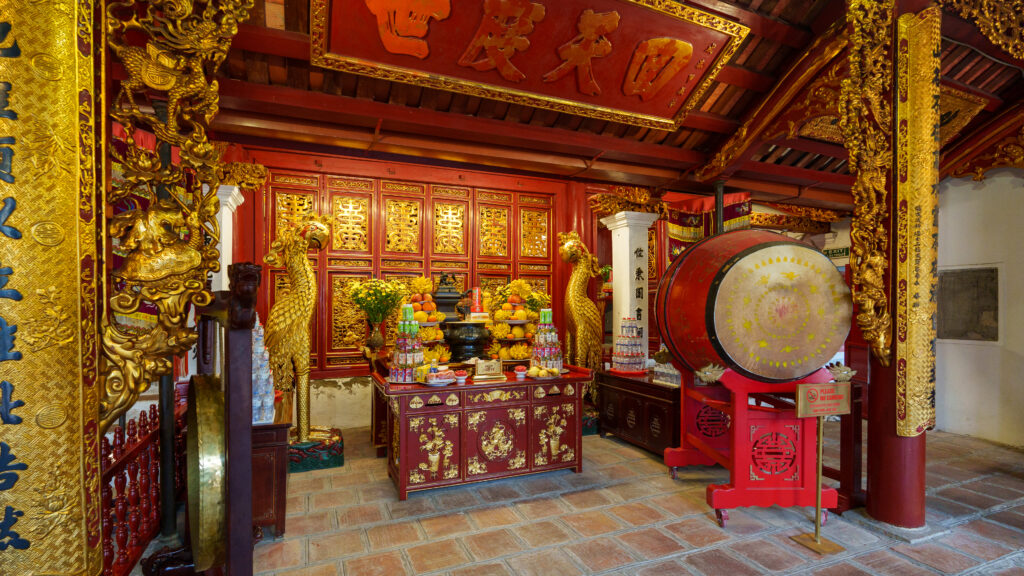 Ngoc Son Temple