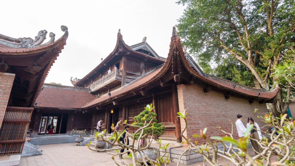 Van Nien pagoda